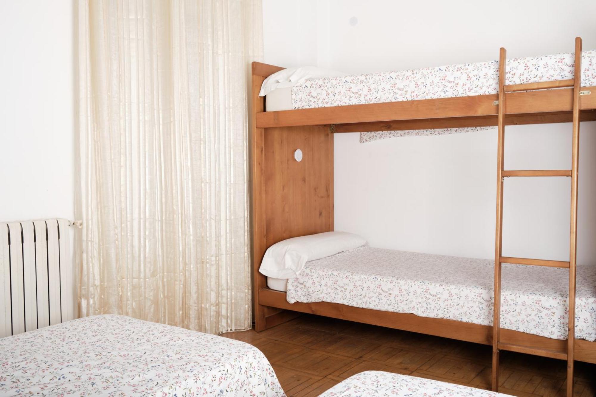 Hostel Rua 35 Леон Екстериор снимка
